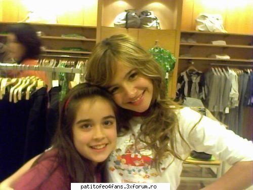 Fans - kitty - Brenda Asnicar