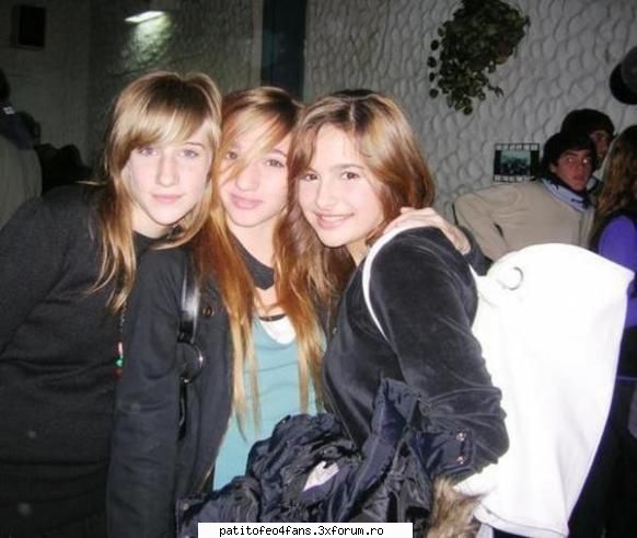 Friends - kitty - Brenda Asnicar
