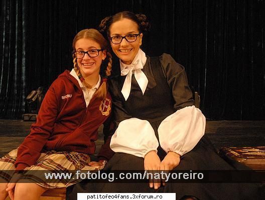 Laura y Natalia - kitty - Laura Esquivel