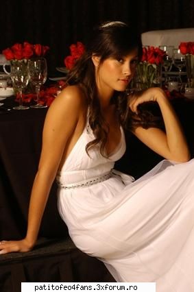 POZE - singura poza care imi place - Nicole Luis