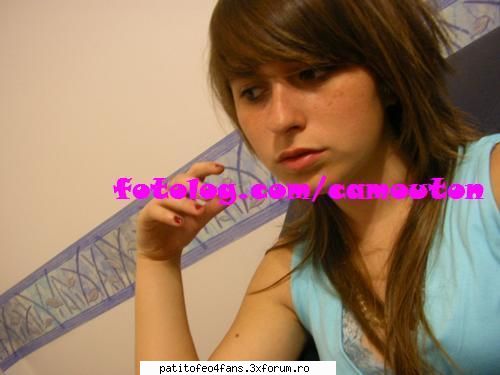 POZE - kitty - Camila Outon